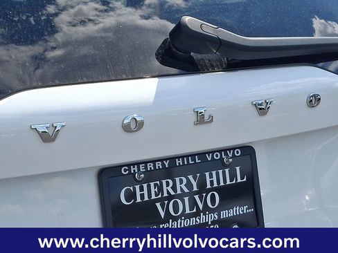 Certified 2024 Volvo XC90 B5 Core w/ Protection Package Premier image 29