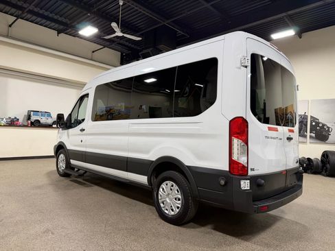 Used 2015 Ford Transit 250 148 Medium Roof image 8