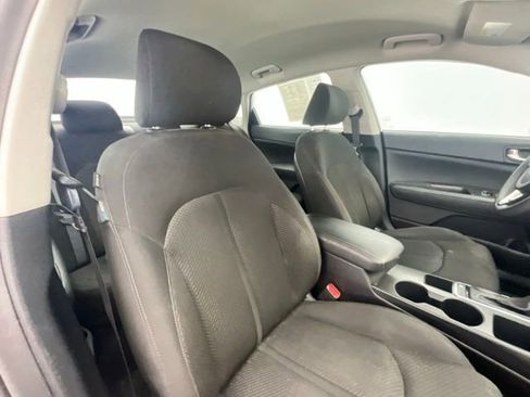 Used 2016 Kia Optima LX FWD image 12