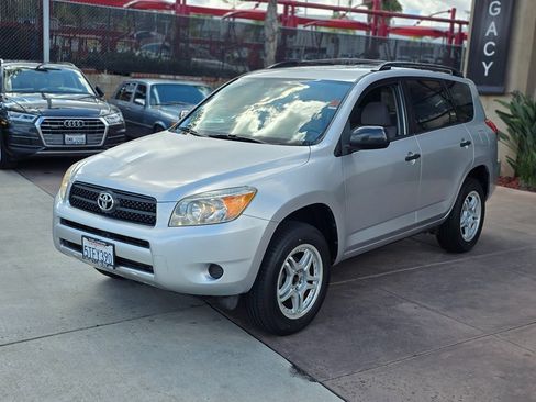 Used 2006 Toyota RAV4 2WD image 7