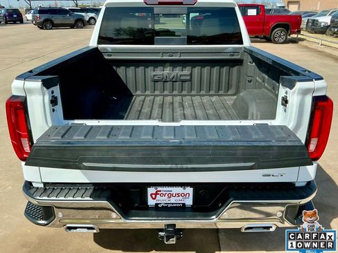 Used 2022 GMC Sierra 1500 SLT image 17
