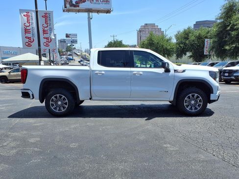 Used 2025 GMC Sierra 1500 AT4 AWD/4WD image 5