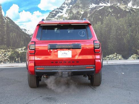 New 2026 Toyota 4Runner SR5 image 5