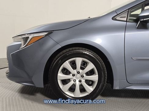 Used 2023 Toyota Corolla LE w/ Carpet Mat Package (TMS) FWD image 11