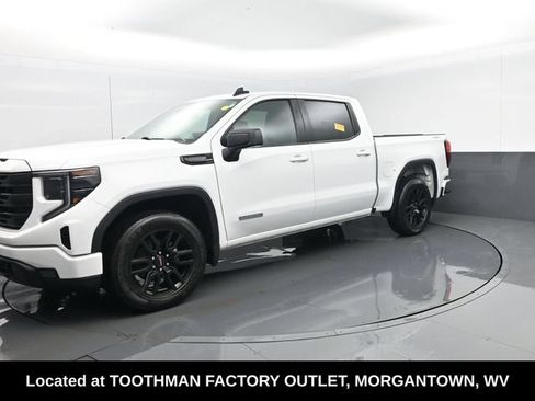 Used 2023 GMC Sierra 1500 Elevation AWD/4WD image 1