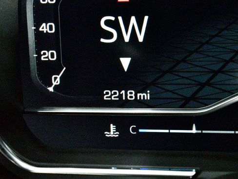 Used 2025 GMC Sierra 1500 AT4 w/ AT4 Premium Package image 26