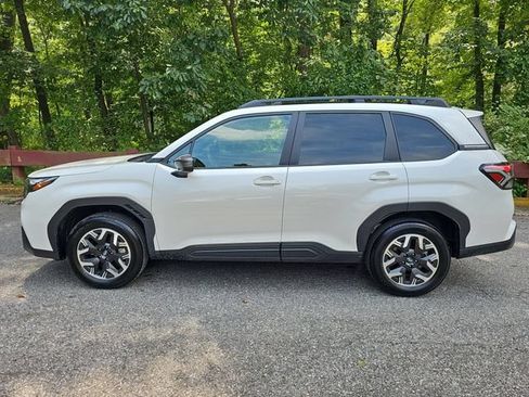 Certified 2026 Subaru Forester Premium AWD/4WD image 5