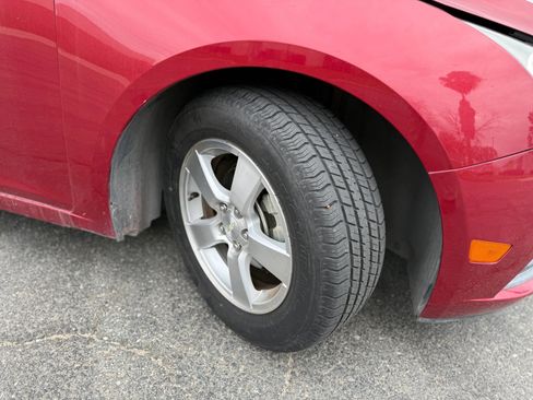 Used 2012 Chevrolet Cruze LT image 10