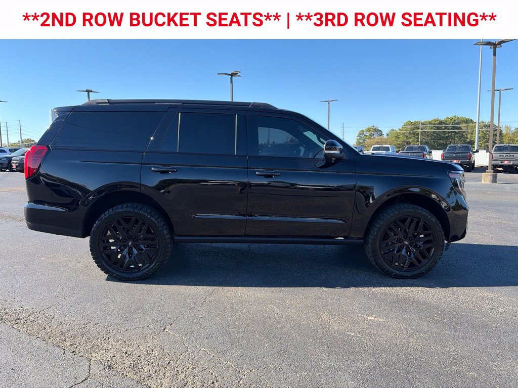 Used 2026 Ford Expedition Platinum w/ Stealth Performance Package AWD/4WD image 10
