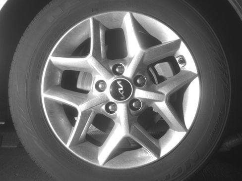 Used 2025 Kia Soul LX w/ LX Technology Package FWD image 13