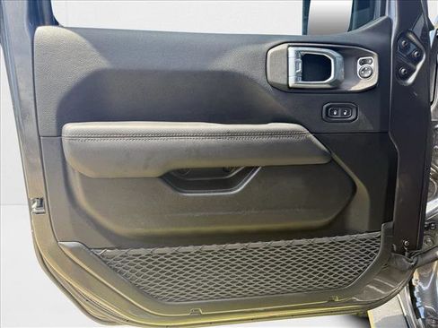 Used 2021 Jeep Wrangler Unlimited Rubicon image 8