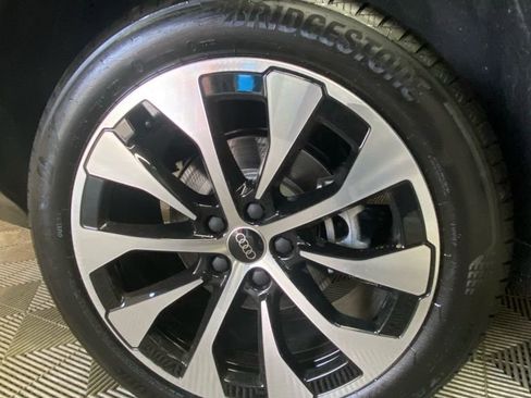 New 2026 Audi Q3 quattro 2.0T image 7