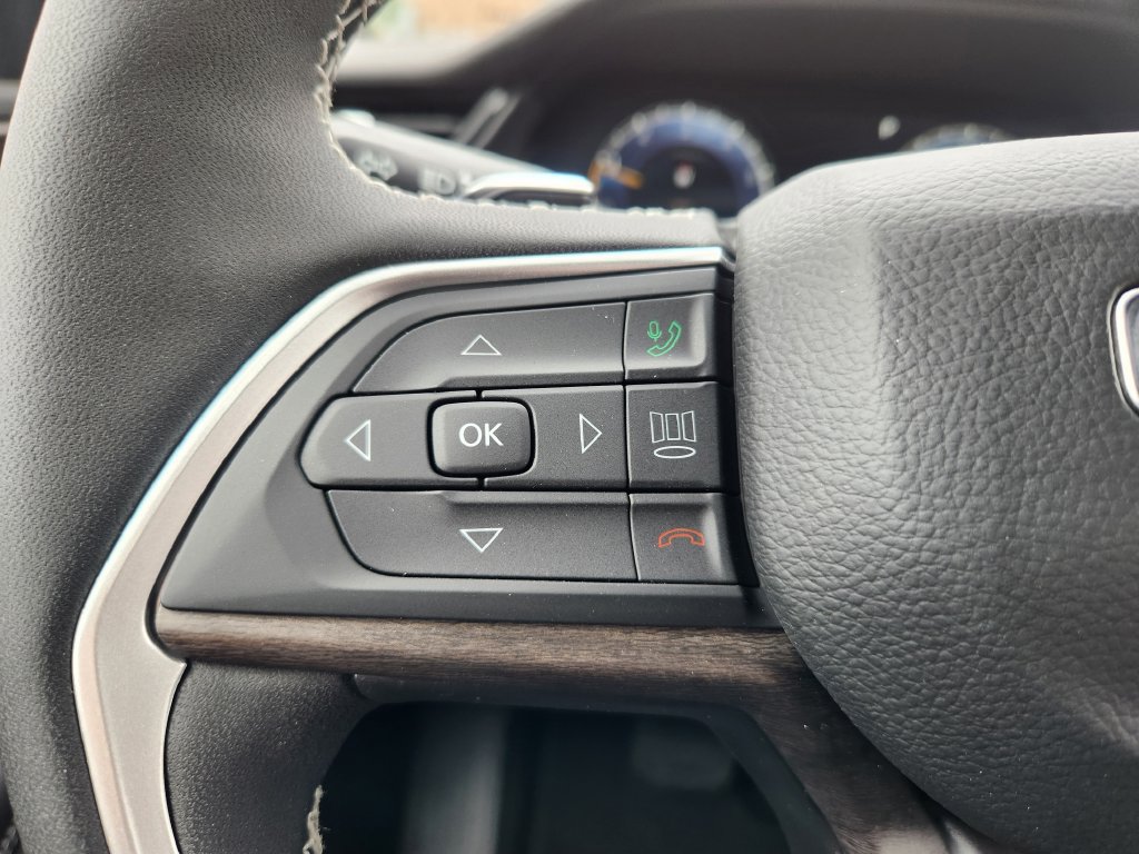 New 2026 Jeep Grand Cherokee Altitude AWD/4WD image 13