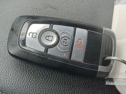 Used 2022 Ford Escape SE w/ Cold Weather Package image 36