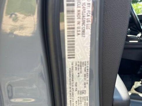 Used 2022 Dodge Durango SXT w/ Trailer Tow Group IV AWD/4WD image 5