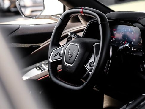 Used 2024 Chevrolet Corvette Stingray Coupe w/ 1LT image 10