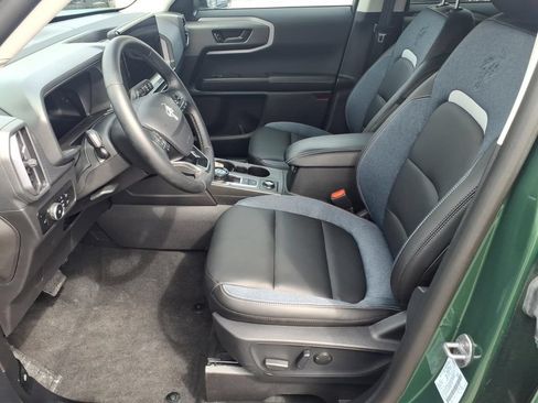 Used 2025 Ford Bronco Sport Outer Banks w/ Outer Banks Tech Package+ AWD/4WD image 9