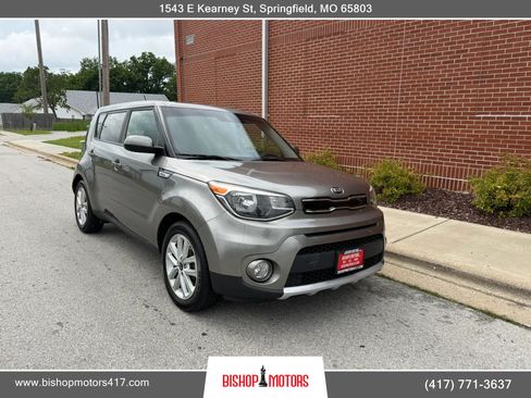 Used 2018 Kia Soul + FWD image 7