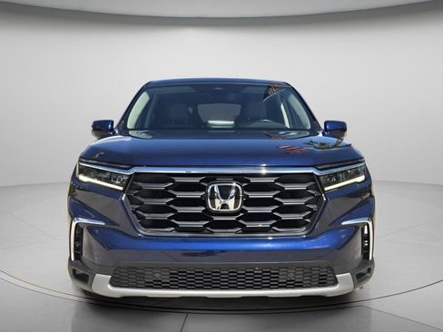 Certified 2025 Honda Pilot EX-L image 5