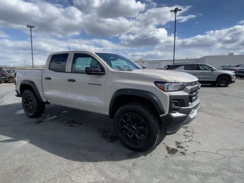 New 2026 Chevrolet Colorado Trail Boss AWD/4WD image 2