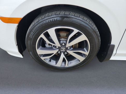 Used 2023 Honda Odyssey Touring image 9