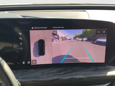 Used 2025 Audi Q5 Premium w/ Convenience Package image 29