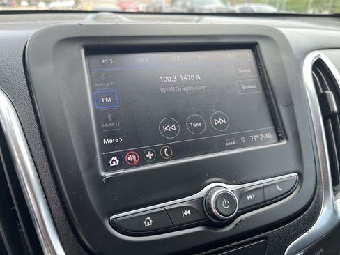 Used 2021 Chevrolet Equinox LT FWD image 19
