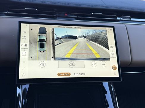 New 2025 Land Rover Range Rover Sport SE image 26