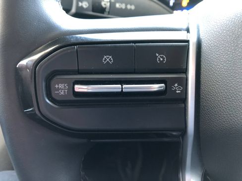 Used 2023 Chevrolet Colorado ZR2 w/ ZR2 Convenience Package III AWD/4WD image 30