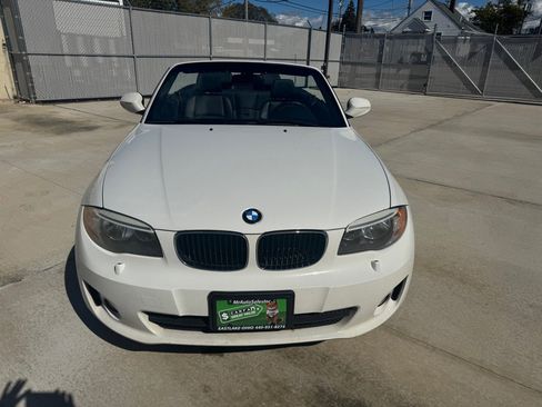 Used 2012 BMW 128i Convertible image 22