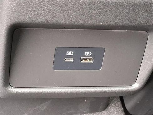 Certified 2022 Nissan Rogue SV w/ SV Premium Package image 45