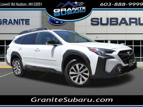 Used 2023 Subaru Outback Premium AWD/4WD image 1