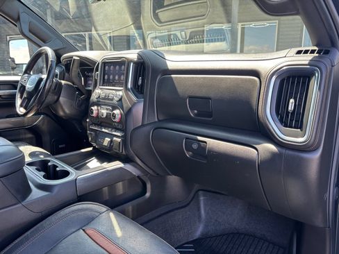 Used 2020 GMC Sierra 1500 AT4 w/ AT4 Premium Package AWD/4WD image 24