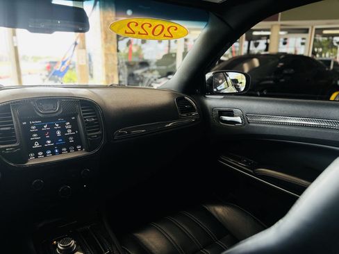 Used 2022 Chrysler 300 S RWD image 40