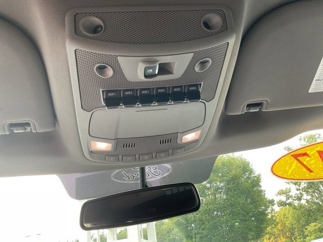 Used 2017 Ford F250 Lariat w/ Lariat Value Package AWD/4WD image 28