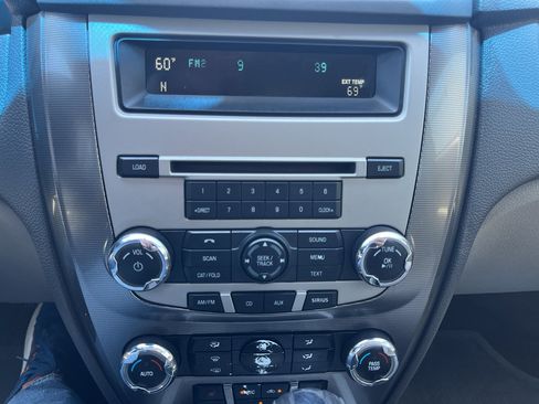 Used 2010 Ford Fusion SEL FWD image 21