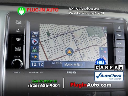 Used 2012 Jeep Grand Cherokee SRT8 w/ Luxury Group II AWD/4WD image 29