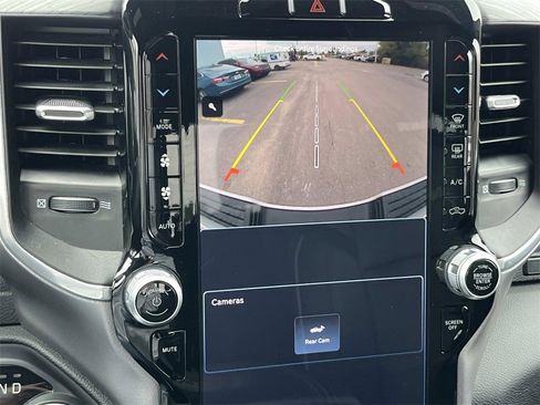 Used 2024 RAM 2500 Laramie w/ Night Edition image 27