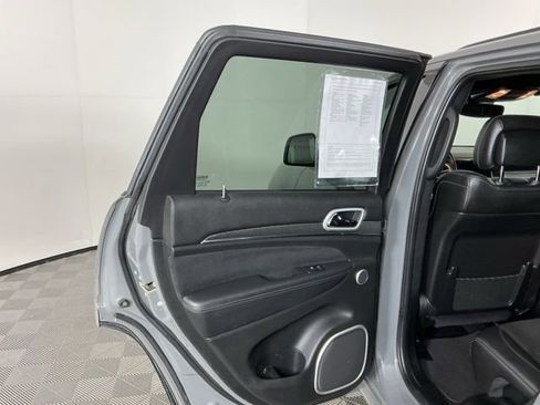Used 2021 Jeep Grand Cherokee SRT image 26