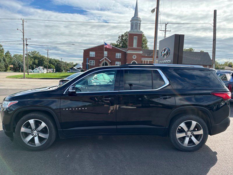 Used 2018 Chevrolet Traverse LT AWD/4WD image 2