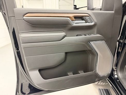 Certified 2024 Chevrolet Silverado 2500 High Country w/ Midnight Edition image 22