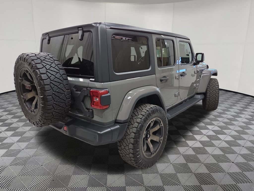 Used 2021 Jeep Wrangler Unlimited Sahara AWD/4WD image 4