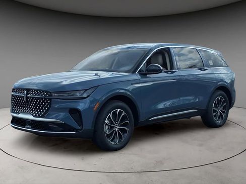 New 2026 Lincoln Nautilus Premier AWD/4WD image 1