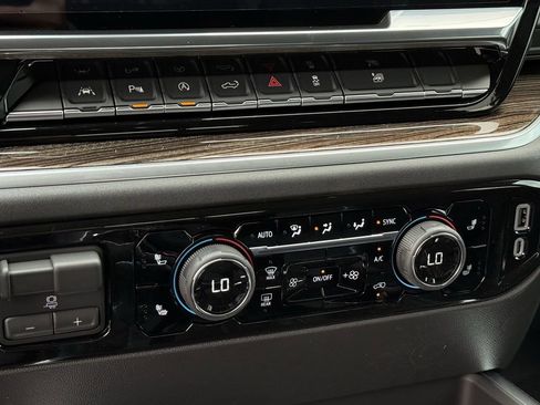 New 2026 Chevrolet Silverado 1500 LT w/ Texas Edition Plus RWD image 17