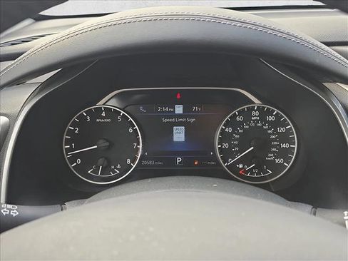 Used 2024 Nissan Murano SL image 10