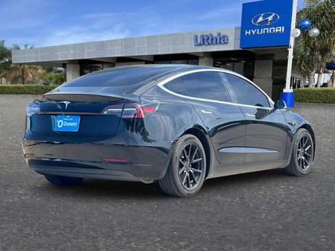 Used 2019 Tesla Model 3 Long Range image 3