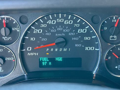 Used 2024 Chevrolet Express 2500 w/ Driver Convenience Package RWD image 12