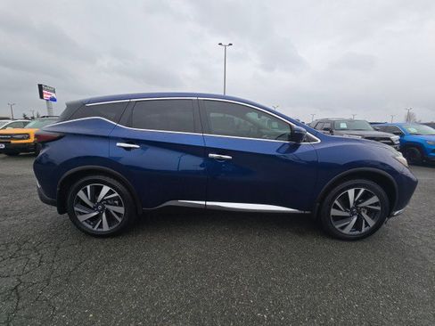 Used 2022 Nissan Murano SL w/ SL Moonroof Package image 2