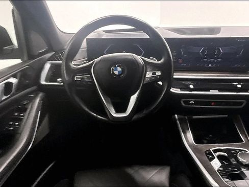 Used 2024 BMW X5 xDrive40i AWD/4WD image 5