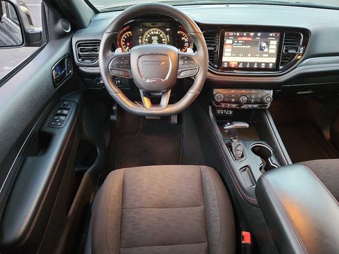 Used 2025 Dodge Durango GT image 12